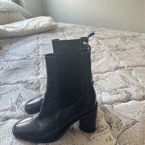 Elegant Black Ankle Boots